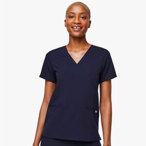 Figs Navy Casma Three-Pocket Scrub Top
